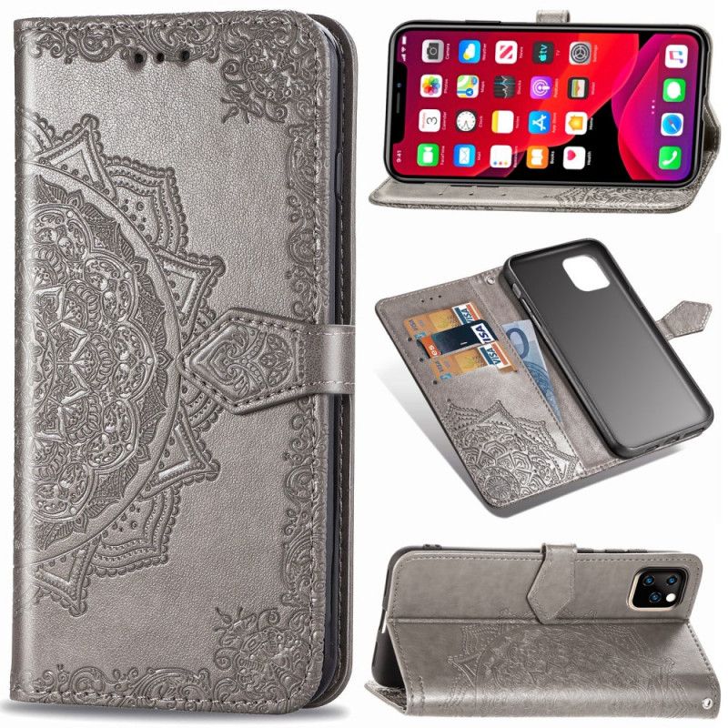 Housse iPhone 11 Mandala Moyen Age