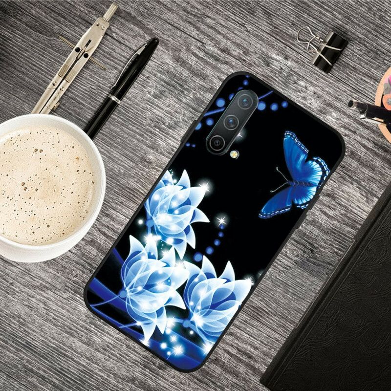 Coque OnePlus Nord CE 5G Papillon Et Fleurs Bleus